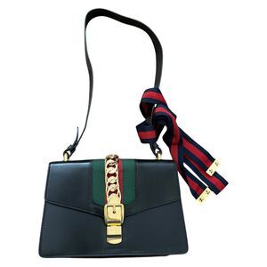 Authentic Gucci Sylvie Shoulder Bag Small Black Leather With COA And Ribbon